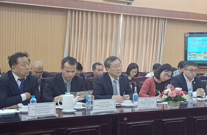 中方代表團(tuán)。圖自越通社